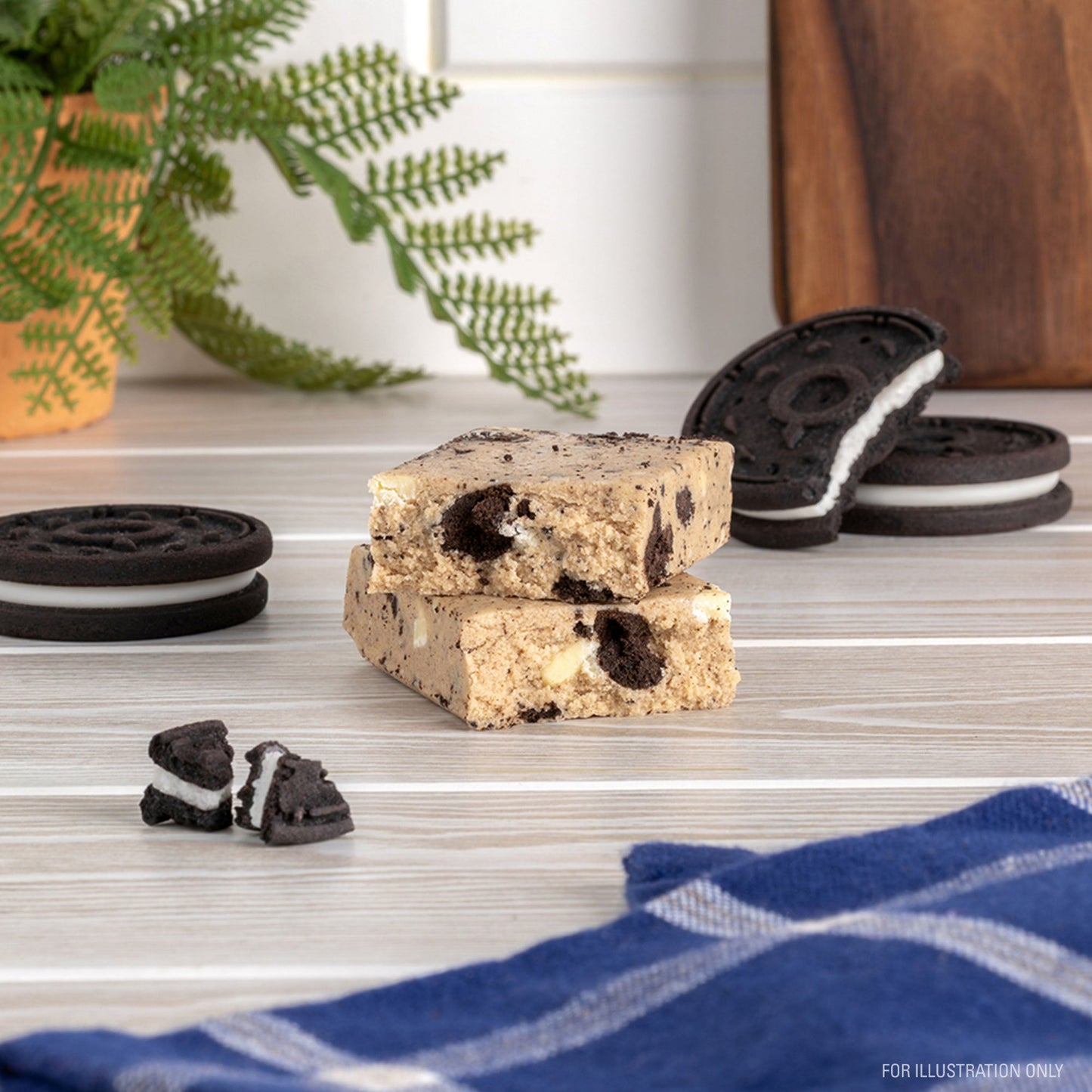 cookies-and-cream-protein-bars-x5 15807_QN_USA_ProteinBar_CAC_InterimAssetUpdate_Digital_Tabletop1.jpg